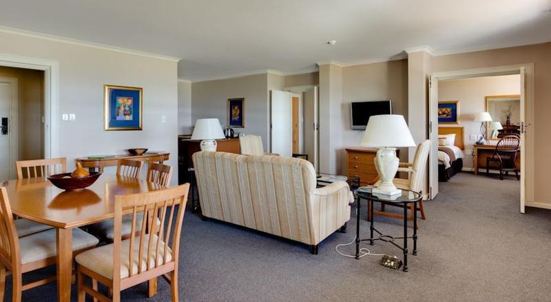 Protea Hotel By Marriott Karridene Beach Amanzimtoti Exterior foto