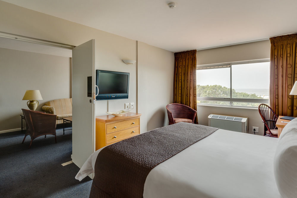 Protea Hotel By Marriott Karridene Beach Amanzimtoti Exterior foto