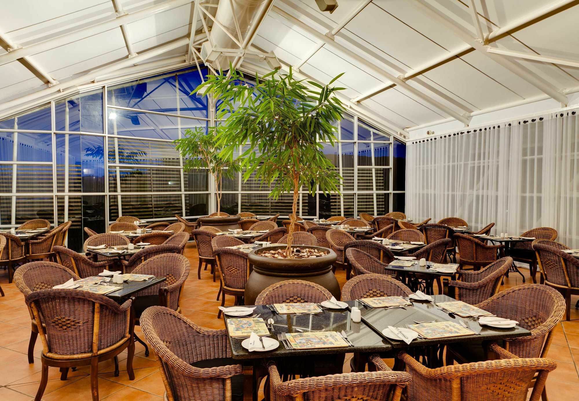 Protea Hotel By Marriott Karridene Beach Amanzimtoti Exterior foto